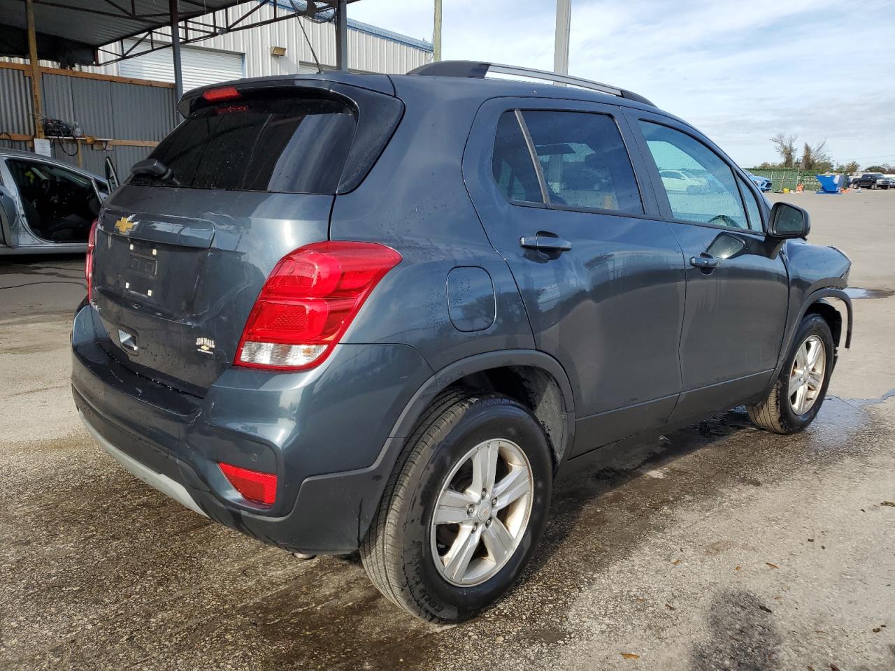 Изображение 3 2022 CHEVROLET TRAX 1LT 2022 с VIN KL7CJPSM4NB523338