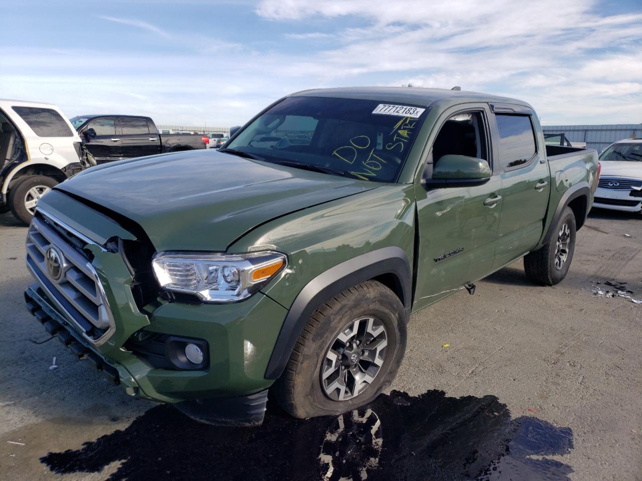 Obraz 1 z 2021 TOYOTA TACOMA DOUBLE CAB 2021 z VIN 5TFCZ5AN7MX273217