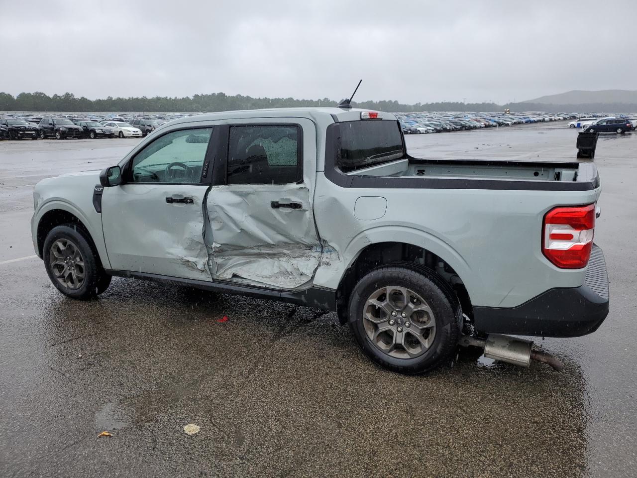 Image 2 of 2022 FORD MAVERICK XL 2022 with VIN 3FTTW8F99NRA01834
