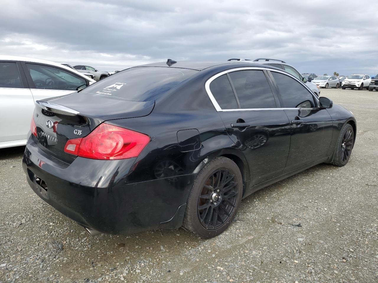 Image 3 of 2007 INFINITI G35  2007 with VIN JNKBV61E57M702517