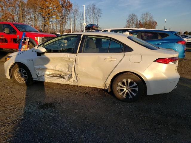 Image 2 of 2021 TOYOTA COROLLA LE 2021 with VIN JTDEAMDE2MJ000579