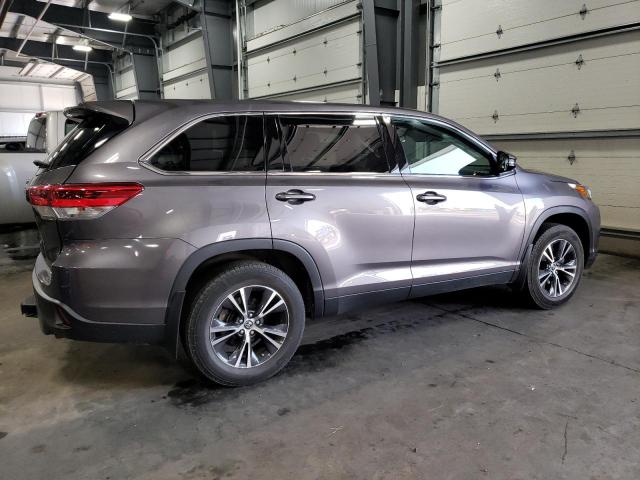 Obraz 3 z 2019 TOYOTA HIGHLANDER LE 2019 z VIN 5TDBZRFH3KS966228