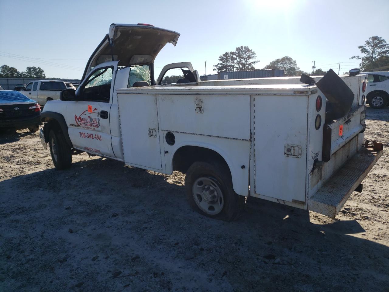 Obraz 2 z 2005 CHEVROLET SILVERADO C2500 HEAVY DUTY 2005 z VIN 1GBHC24U05E330853