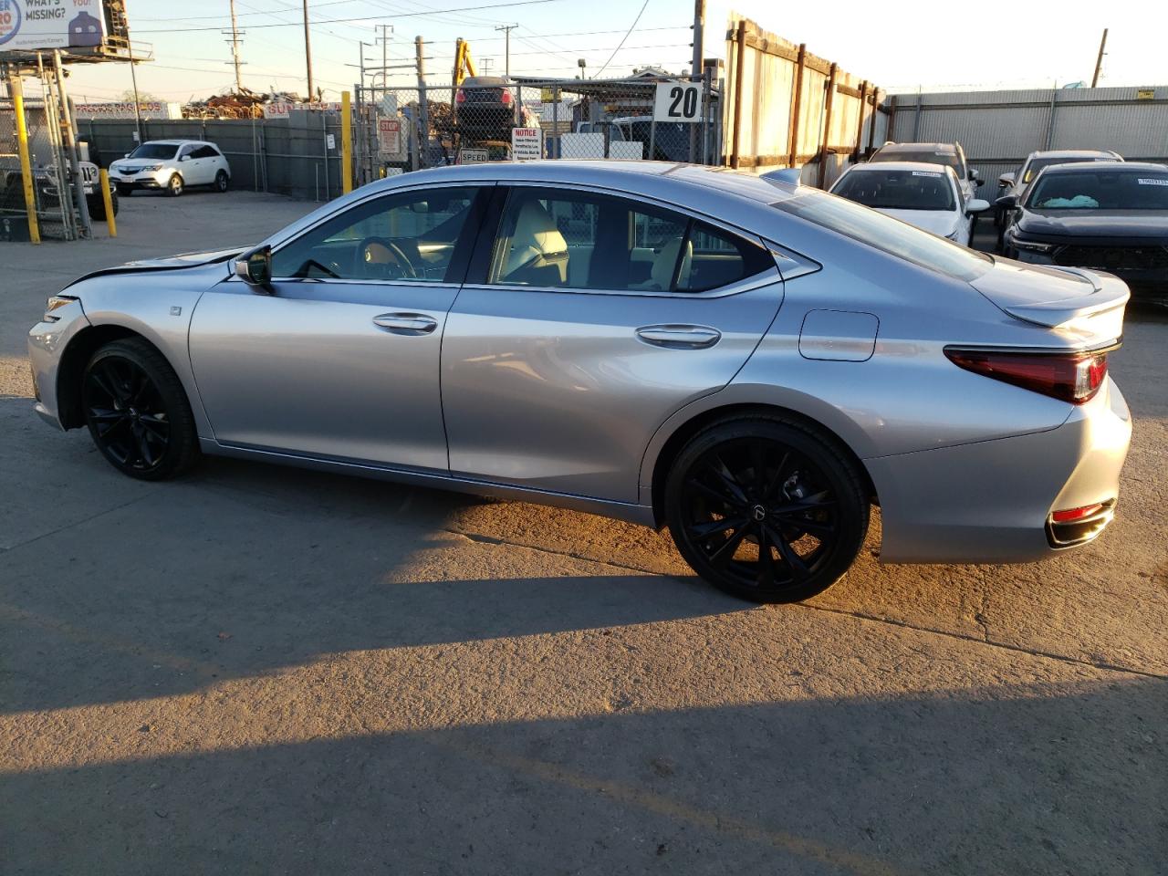 Изображение 2 2024 LEXUS ES 300H F-SPORT HANDLING 2024 с VIN 58ABA1C15RU037247