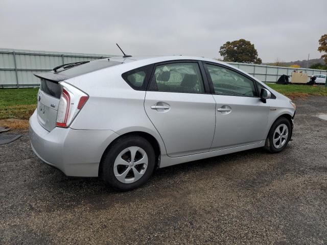 Obraz 3 z 2014 TOYOTA PRIUS  2014 z VIN JTDKN3DU8E1777004
