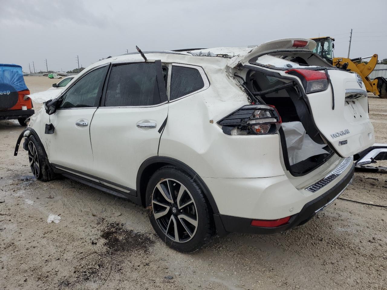 Изображение 2 2020 NISSAN ROGUE S 2020 с VIN 5N1AT2MT3LC765357
