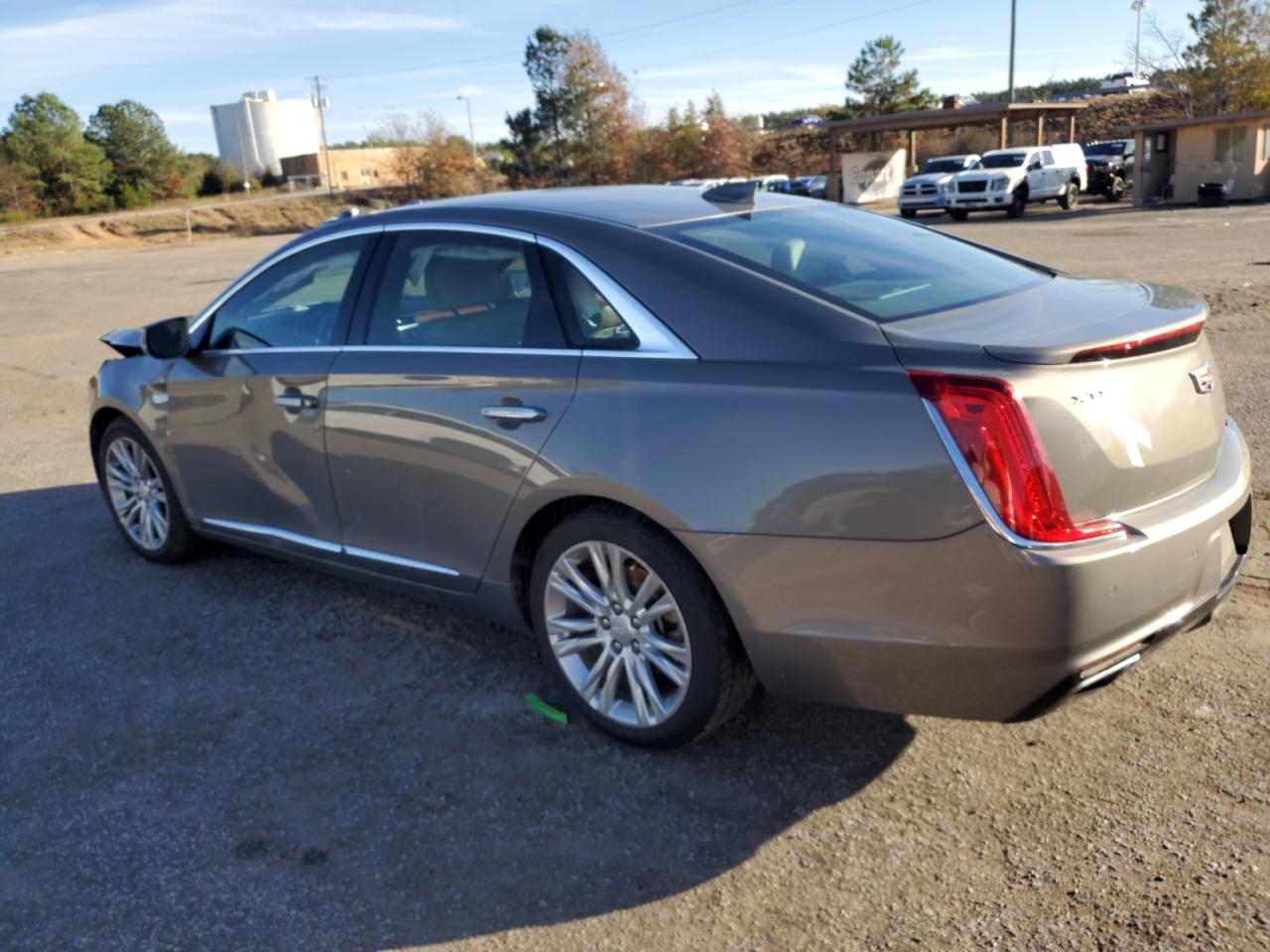 Image 2 of 2018 CADILLAC XTS LUXURY 2018 with VIN 2G61M5S32J9167130