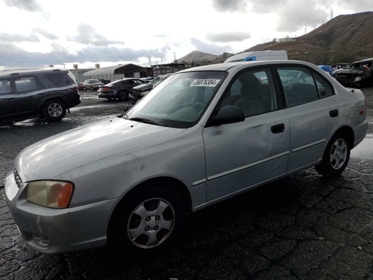 Image 1 of 2002 HYUNDAI ACCENT GL 2002 with VIN KMHCG45CX2U380393