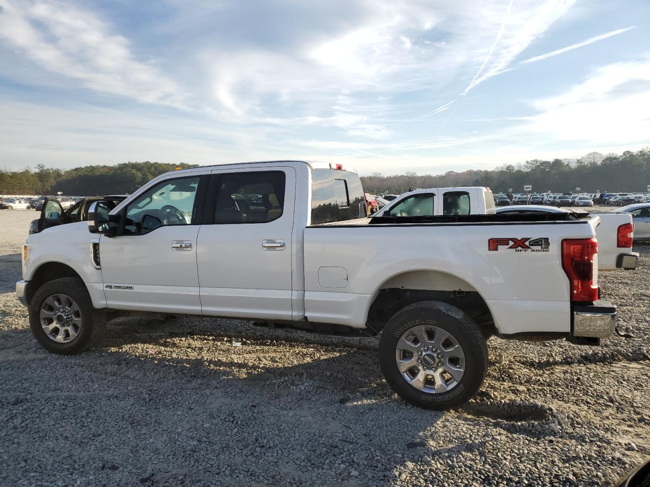 Изображение 2 2018 FORD F250 SUPER DUTY 2018 с VIN 1FT7W2BT7JEC74168