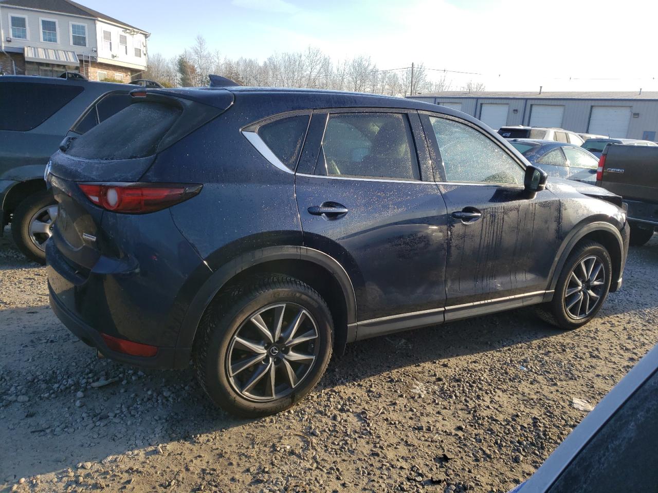 Obraz 3 z 2017 MAZDA CX-5 GRAND TOURING 2017 z VIN JM3KFBDL1H0220340
