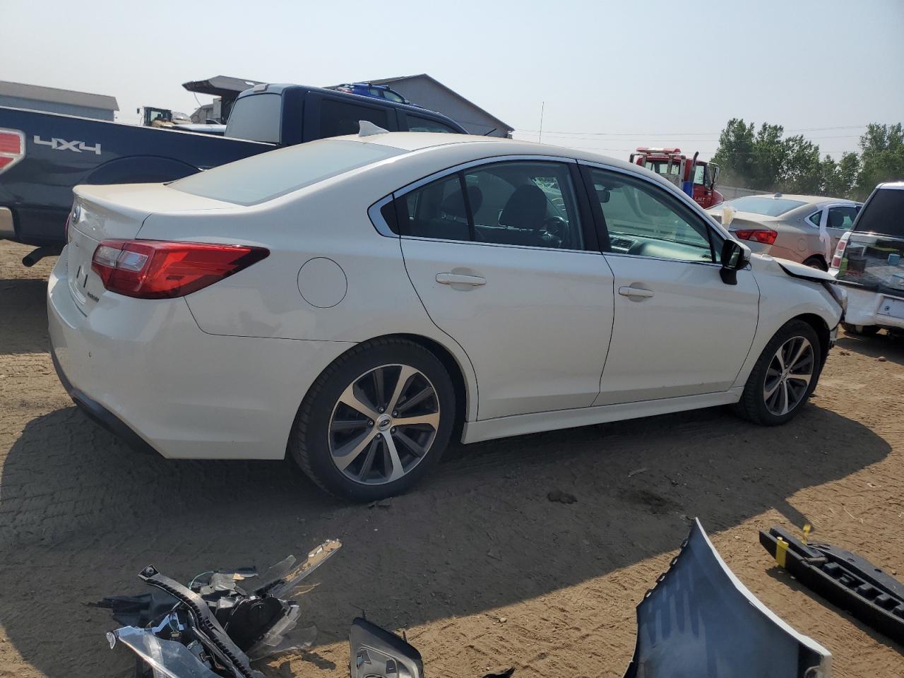 Изображение 3 2018 SUBARU LEGACY 2.5I LIMITED 2018 с VIN 4S3BNAN6XJ3027137