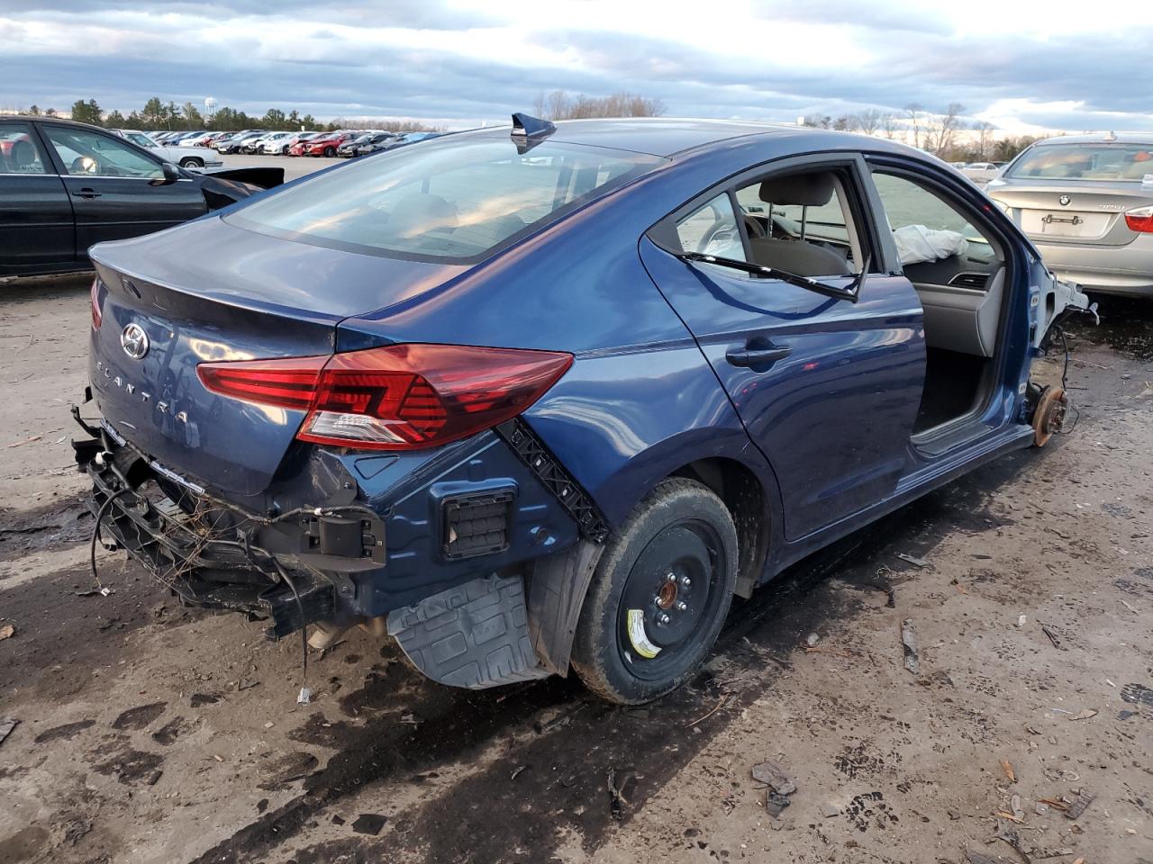Obraz 3 z 2020 HYUNDAI ELANTRA SEL 2020 z VIN 5NPD84LF1LH630845