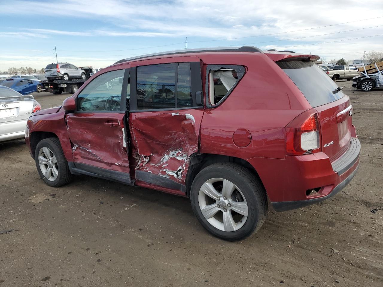 Изображение 2 2016 JEEP COMPASS LATITUDE 2016 с VIN 1C4NJDEB3GD685523