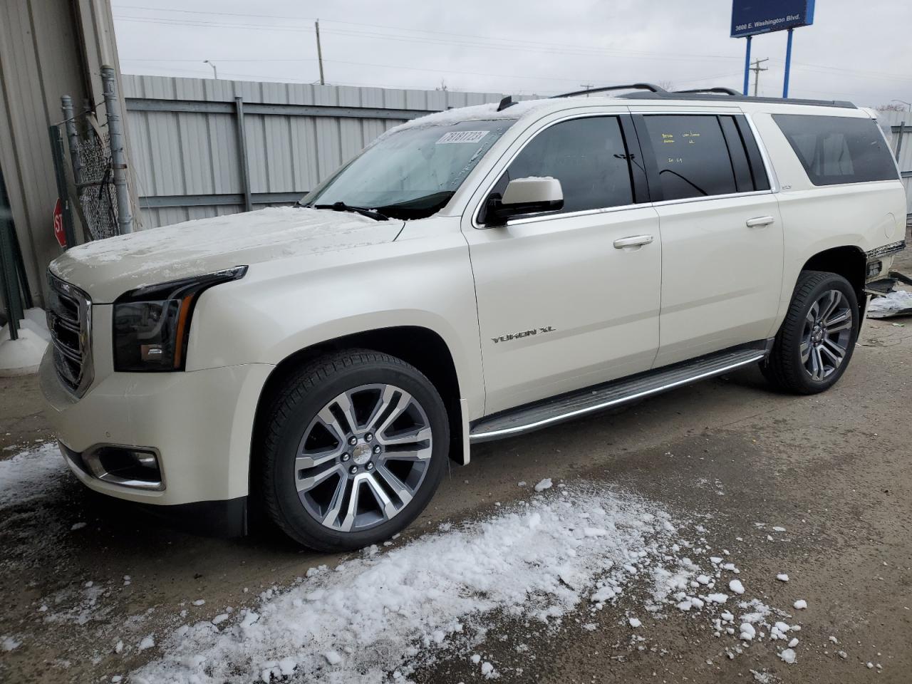 2015 GMC YUKON XL K1500 SLT 2015 image
