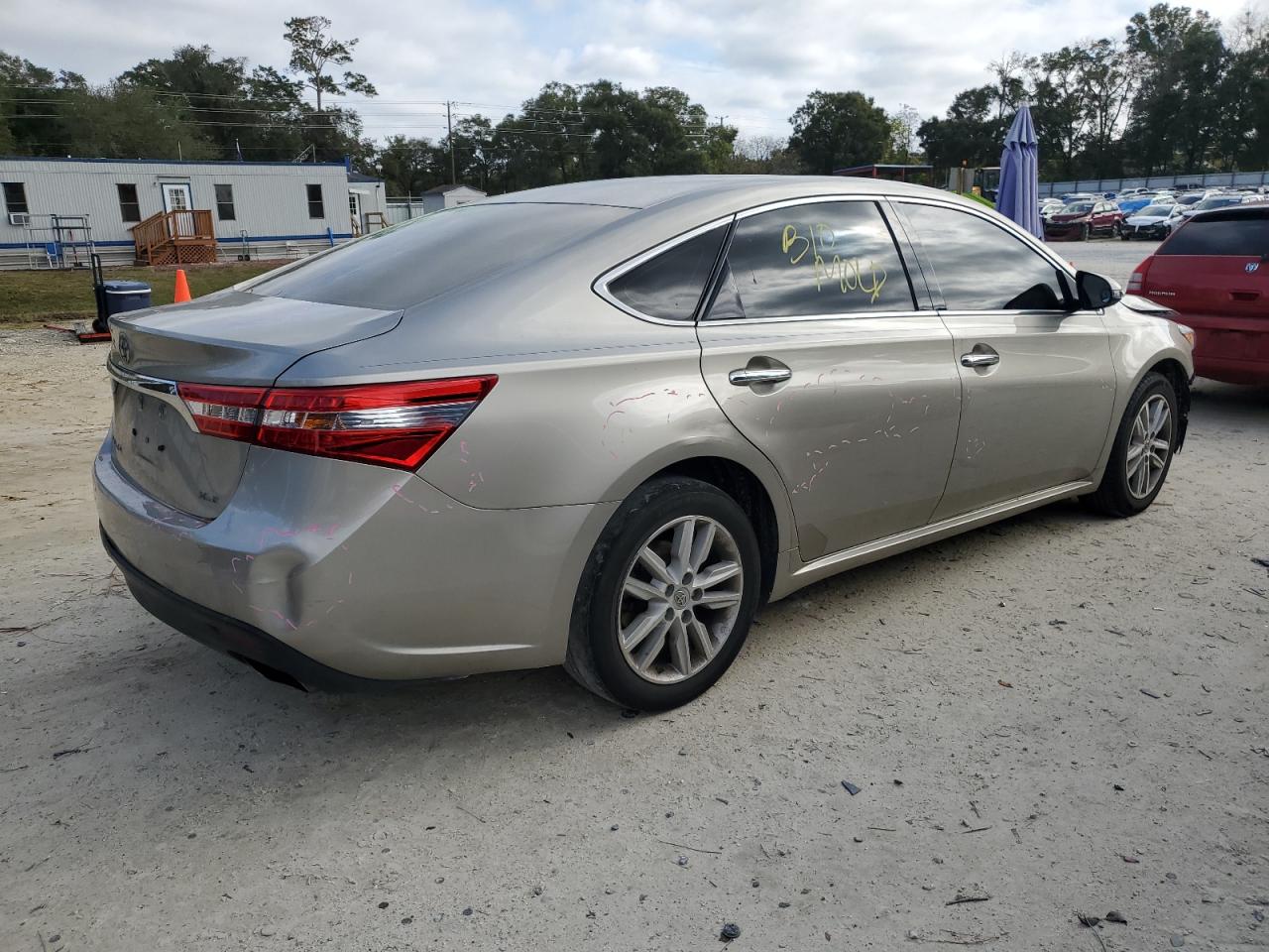 Image 3 of 2013 TOYOTA AVALON BASE 2013 with VIN 4T1BK1EB3DU052462