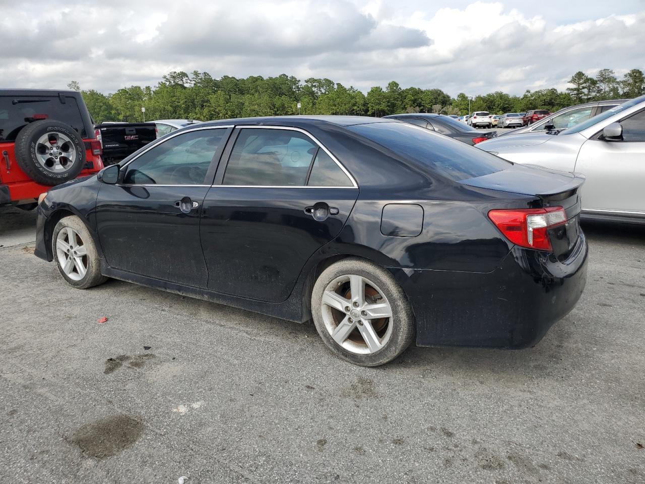 Image 2 of 2014 TOYOTA CAMRY L 2014 with VIN 4T1BF1FK6EU304578