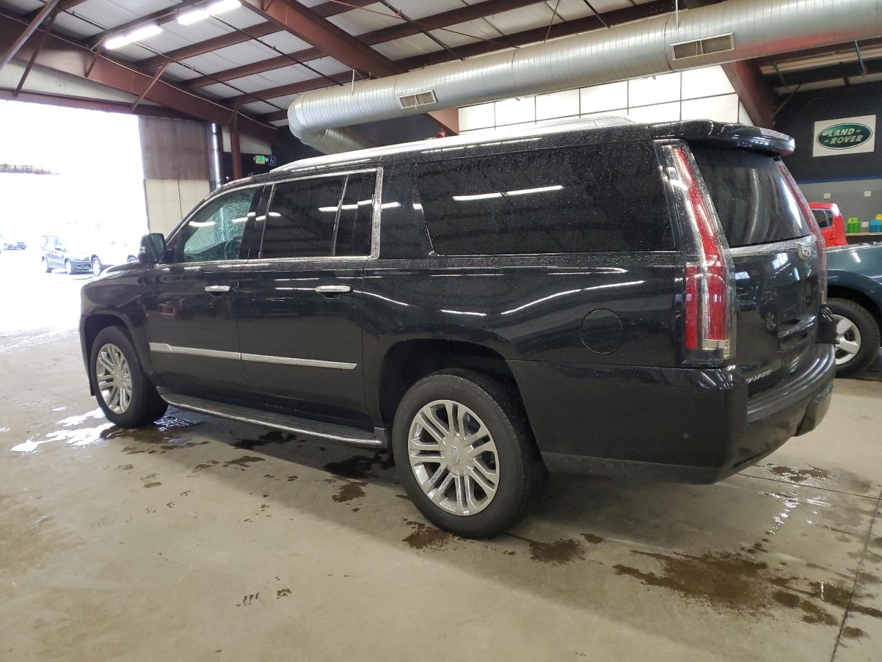 Изображение 2 2018 CADILLAC ESCALADE ESV 2018 с VIN 1GYS4GKJ6JR238759