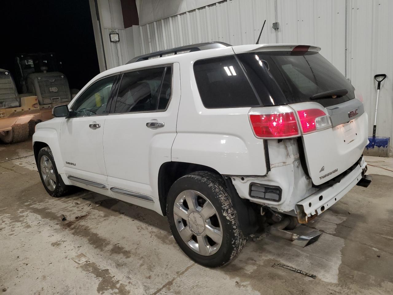 Изображение 2 2014 GMC TERRAIN DENALI 2014 с VIN 2GKFLUE35E6237419