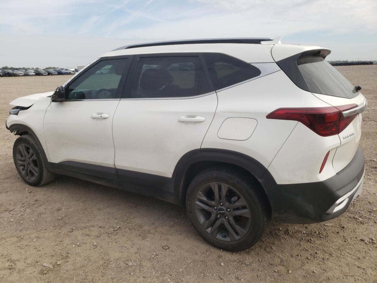 Image 2 of 2023 KIA SELTOS S 2023 with VIN KNDEU2AA4P7373184