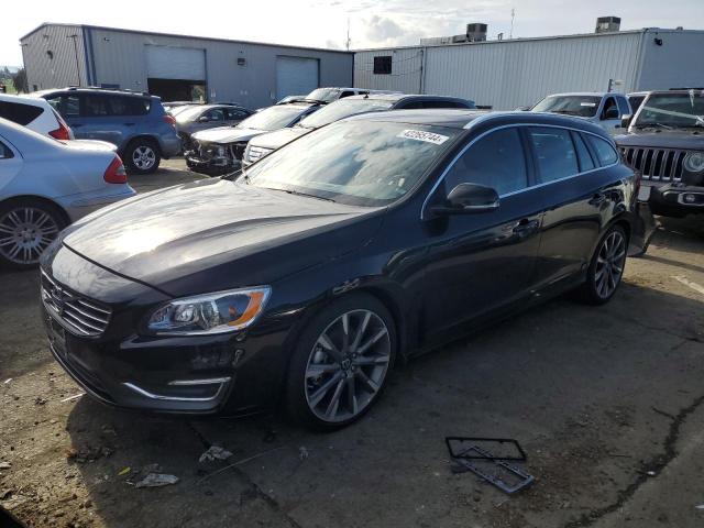Изображение 2015 VOLVO V60 PLATINUM 2015