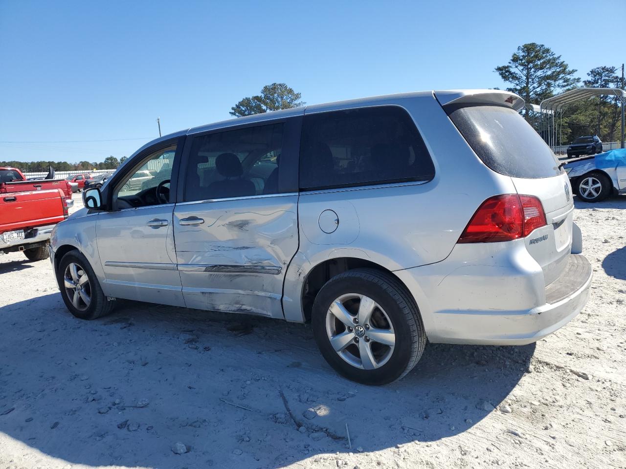 Изображение 2 2009 VOLKSWAGEN ROUTAN SE 2009 с VIN 2V8HW34149R595111