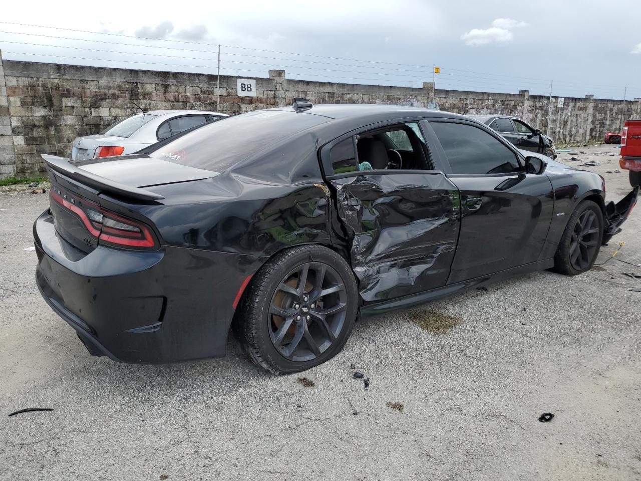 Изображение 3 2019 DODGE CHARGER R/T 2019 с VIN 2C3CDXCT8KH501821