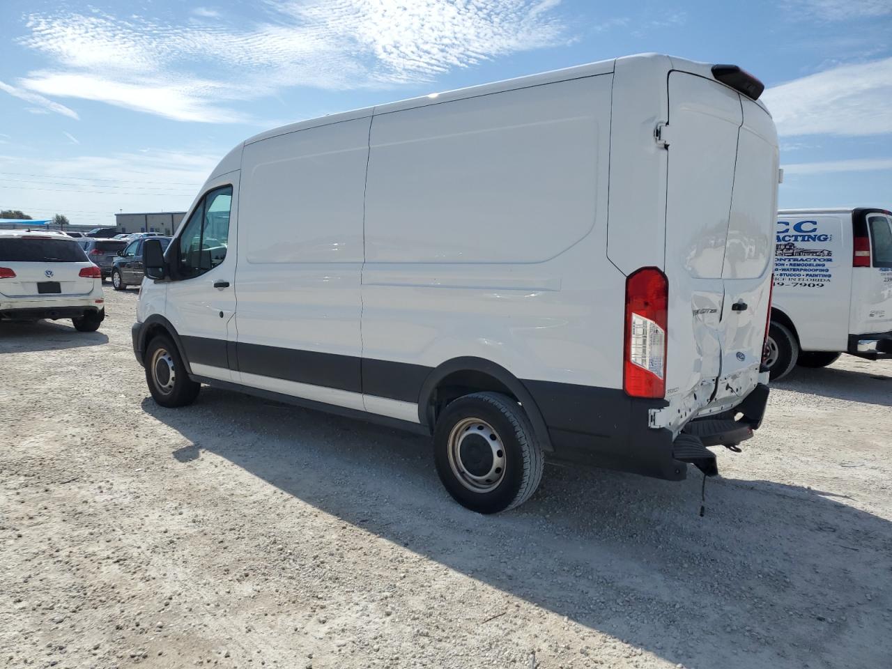Obraz 2 z 2022 FORD TRANSIT T-250 2022 z VIN 1FTBR1C84NKA39739
