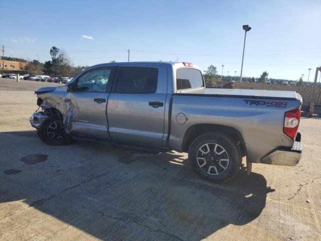 Image 2 of 2018 TOYOTA TUNDRA CREWMAX SR5 2018 with VIN 5TFDW5F18JX711810