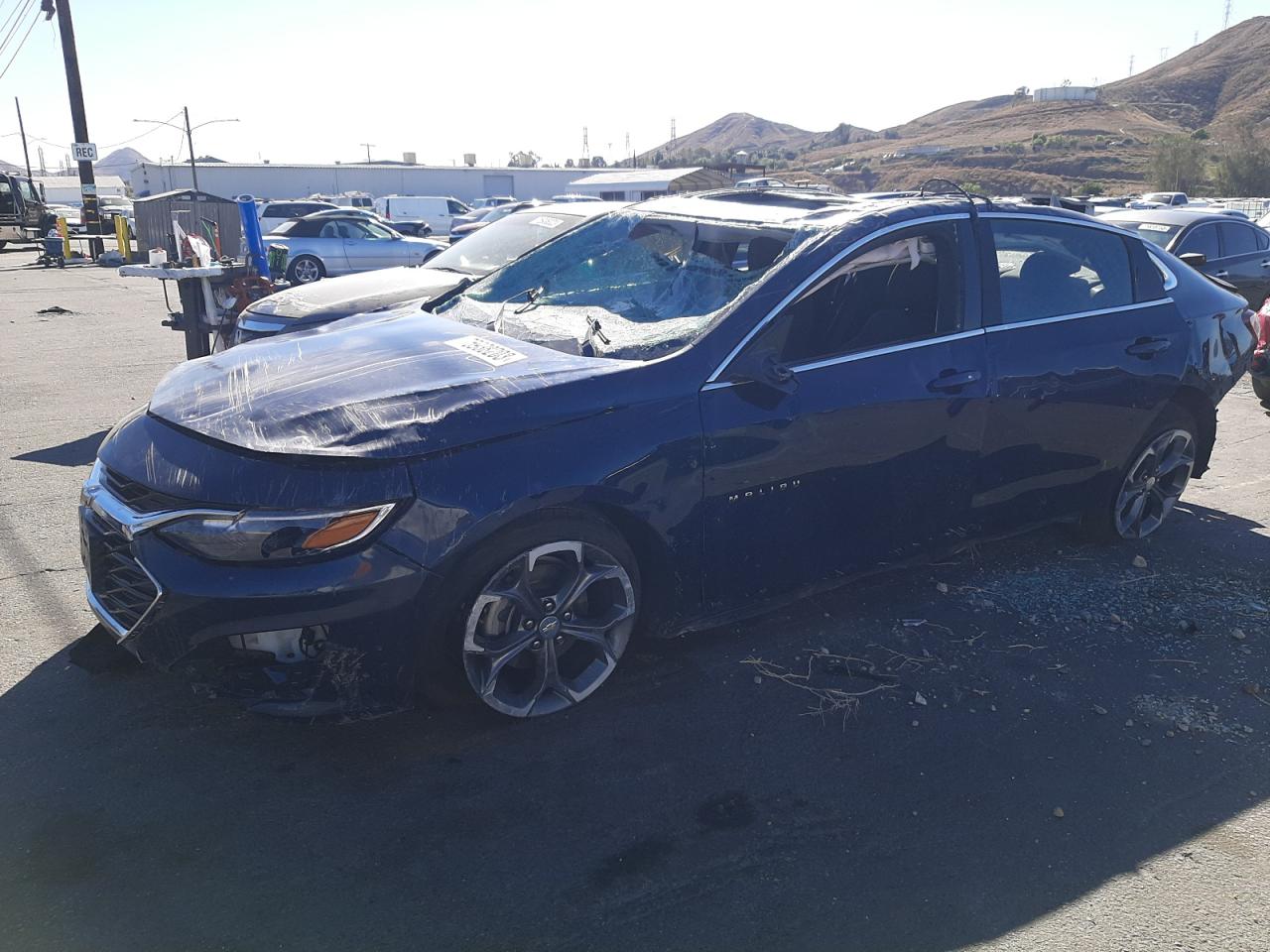 Image 1 of 2021 CHEVROLET MALIBU LT 2021 with VIN 1G1ZD5ST3MF073892