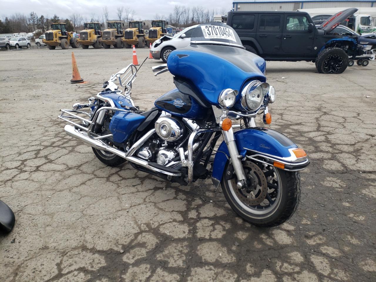 Image 1 of 2008 HARLEY-DAVIDSON FLHT CLASSIC 2008 with VIN 1HD1FF41X8Y663628