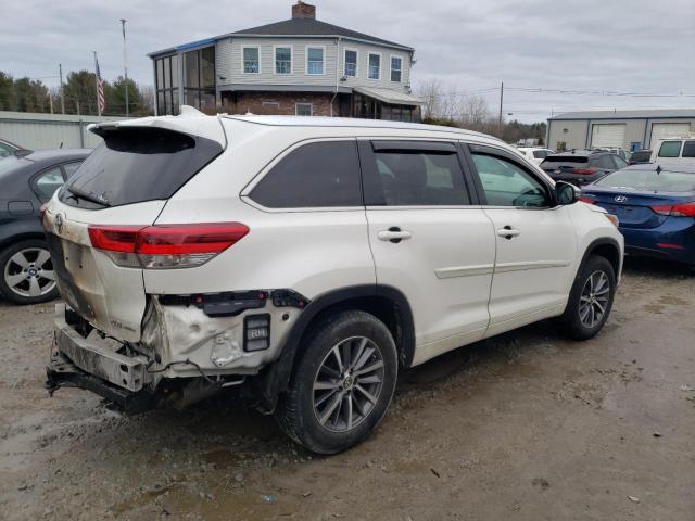 Image 3 of 2018 TOYOTA HIGHLANDER SE 2018 with VIN 5TDJZRFH2JS887059