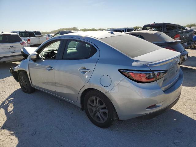 Изображение 2 2019 TOYOTA YARIS L 2019 с VIN 3MYDLBYV9KY510295