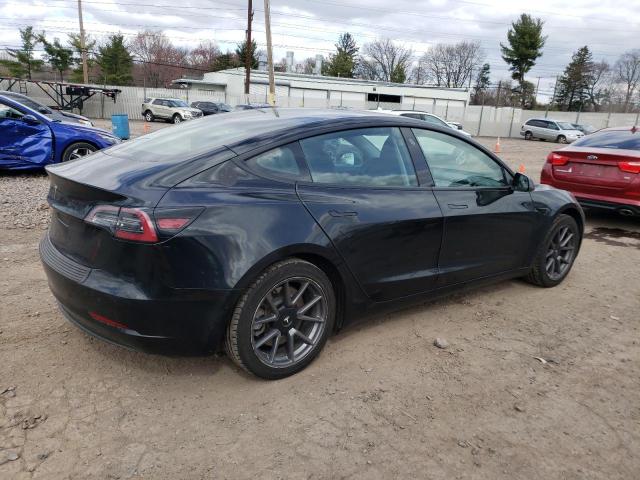 Obraz 3 z 2021 TESLA MODEL 3  2021 z VIN 5YJ3E1EAXMF915144