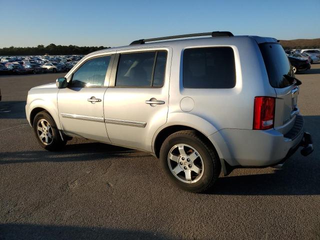 Image 2 of 2011 HONDA PILOT TOURING 2011 with VIN 5FNYF4H9XBB101711
