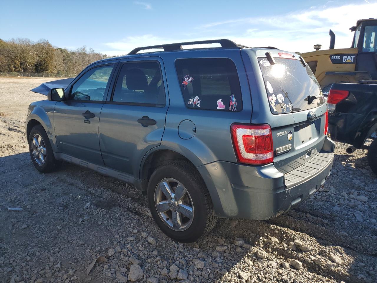 Изображение 2 2010 FORD ESCAPE XLT 2010 с VIN 1FMCU0DG9AKD42413