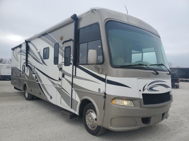 2011 FORD F53  2011 image