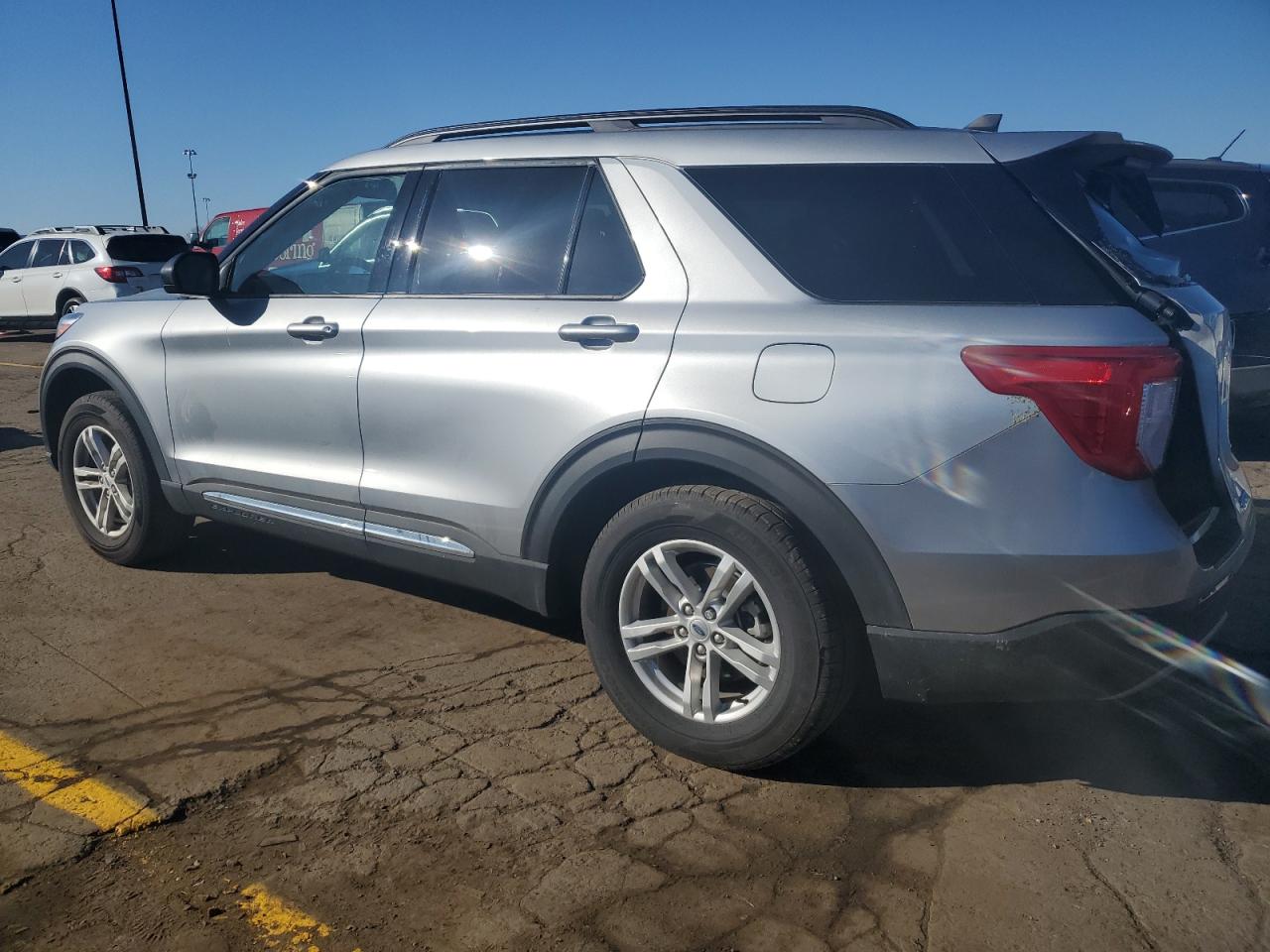 Image 2 of 2023 FORD EXPLORER XLT 2023 with VIN 1FMSK8DH0PGB07273