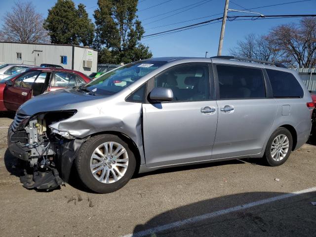 Image 1 of 2014 TOYOTA SIENNA XLE 2014 with VIN 5TDYK3DC1ES488236
