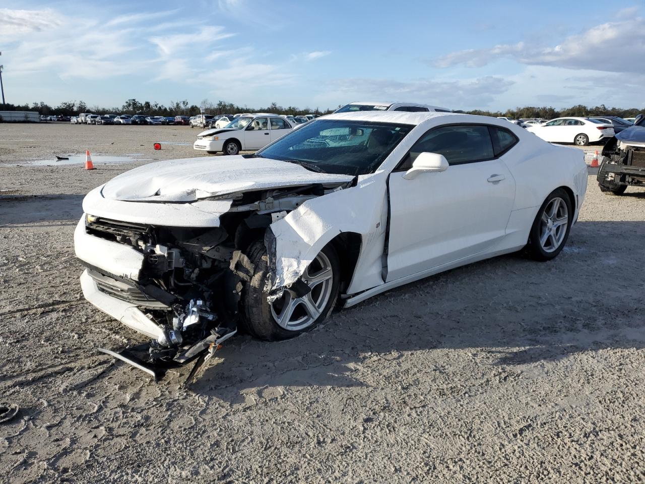 Изображение 1 2018 CHEVROLET CAMARO LT 2018 с VIN 1G1FB1RX0J0129358