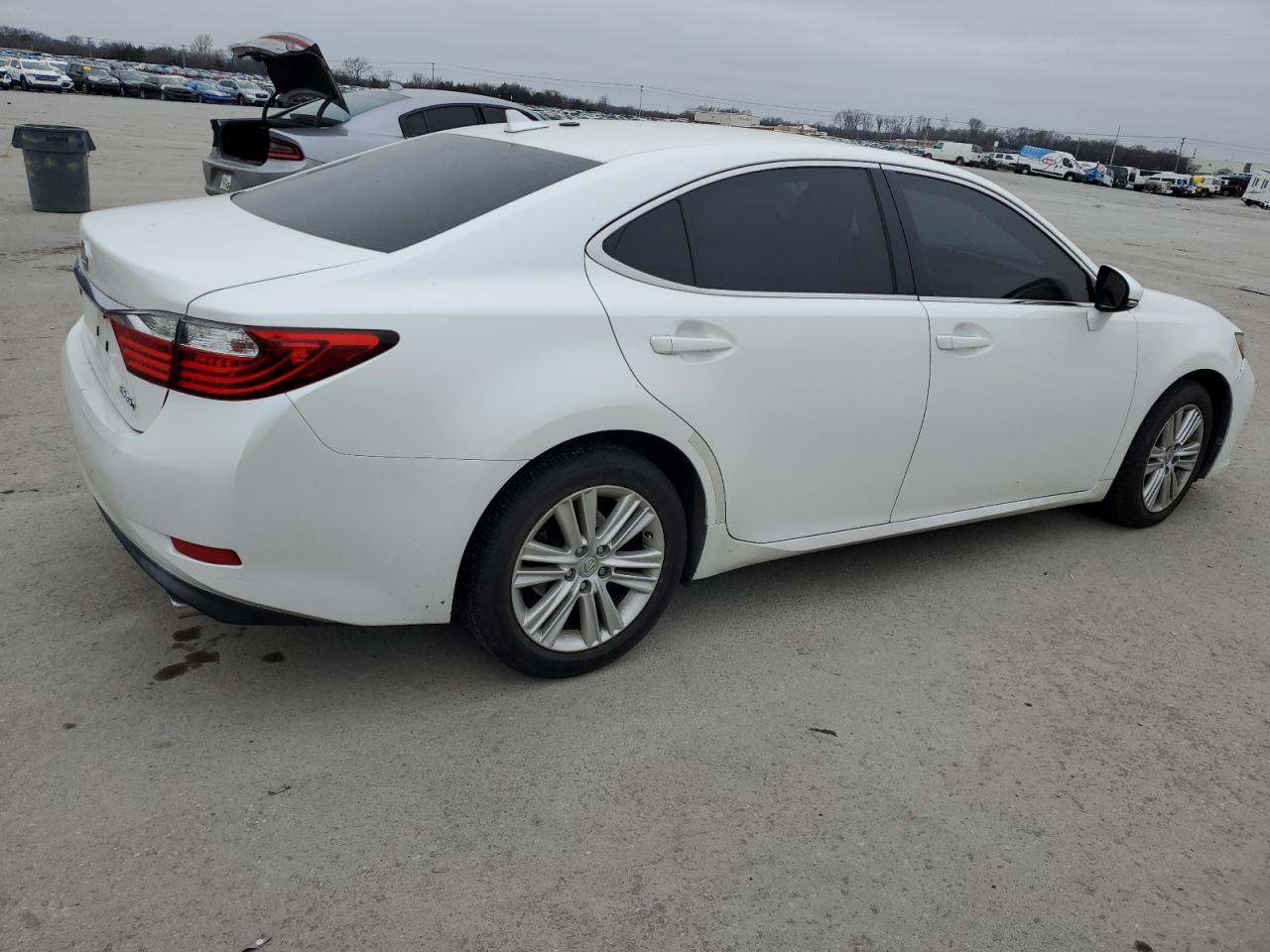 Image 3 of 2013 LEXUS ES 350 2013 with VIN JTHBK1GG9D2034880