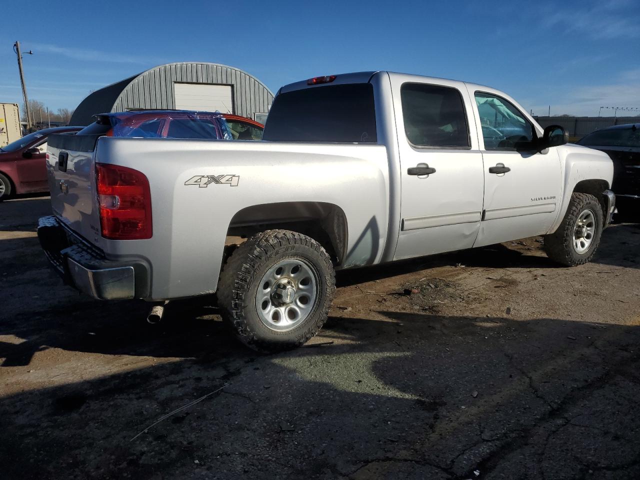 Image 3 of 2013 CHEVROLET SILVERADO K1500 LT 2013 with VIN 3GCPKSEA8DG152115