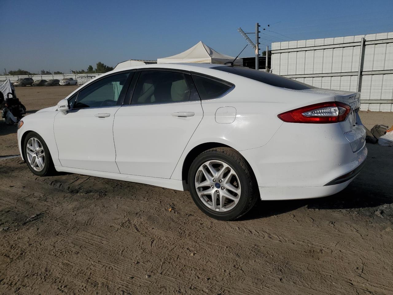 Obraz 2 z 2016 FORD FUSION SE 2016 z VIN 3FA6P0H75GR329395