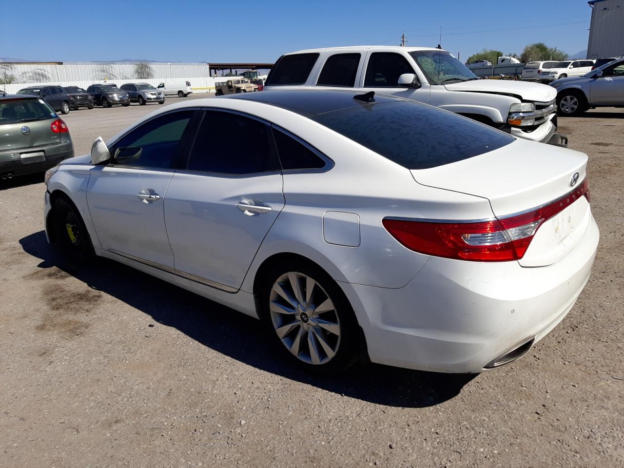 Image 2 of 2014 HYUNDAI AZERA GLS 2014 with VIN KMHFH4JGXEA408458