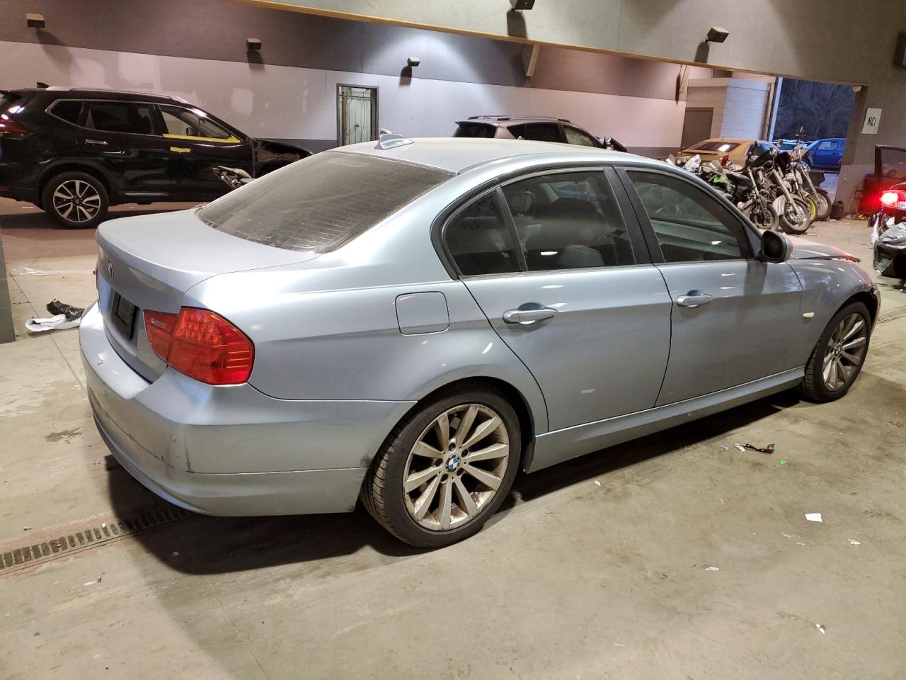 Изображение 3 2011 BMW 328 I 2011 с VIN WBAPH7C56BE676334