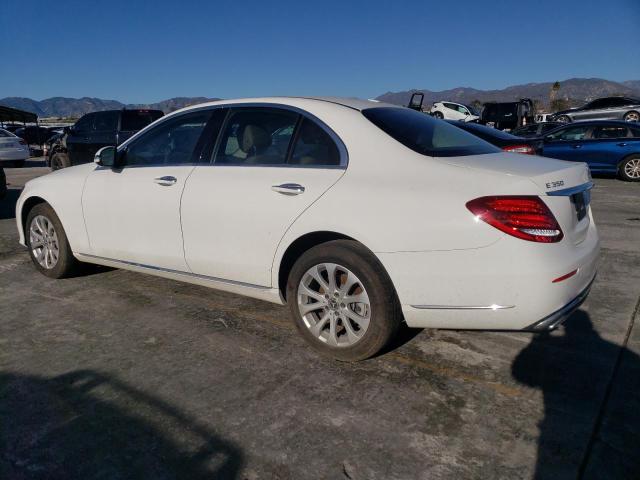 Obraz 2 z 2020 MERCEDES-BENZ E 350 4MATIC 2020 z VIN WDDZF8EB4LA733431