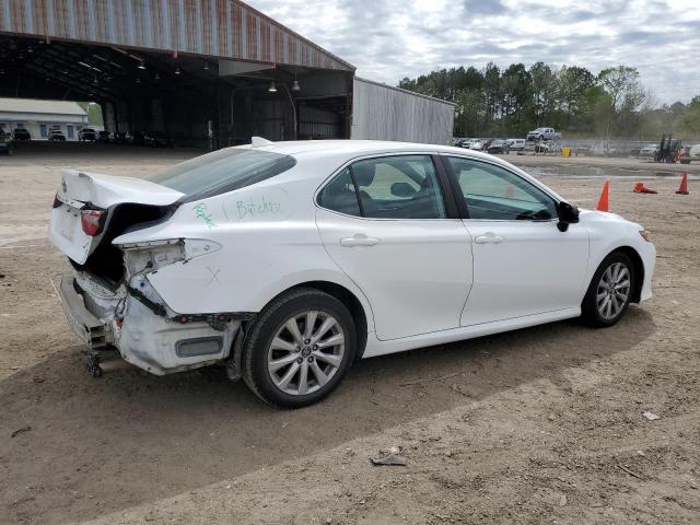 Obraz 3 z 2020 TOYOTA CAMRY LE 2020 z VIN 4T1C11AK3LU343622