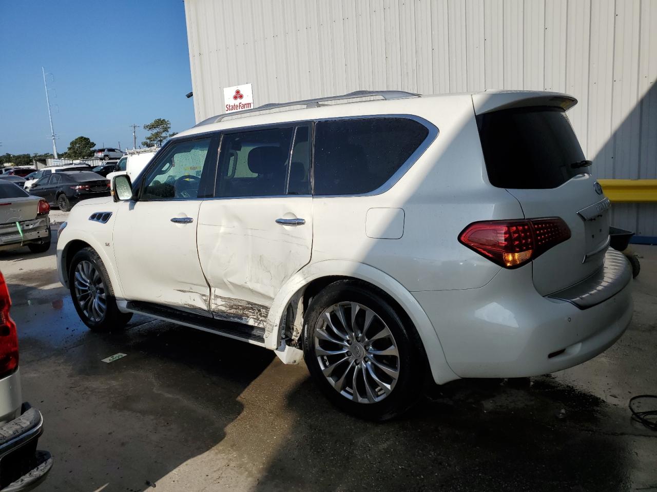 Obraz 2 z 2015 INFINITI QX80  2015 z VIN JN8AZ2NF2F9573445