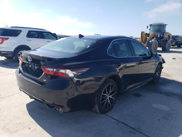 Image 3 of 2021 TOYOTA CAMRY SE 2021 with VIN 4T1G11AK6MU409101