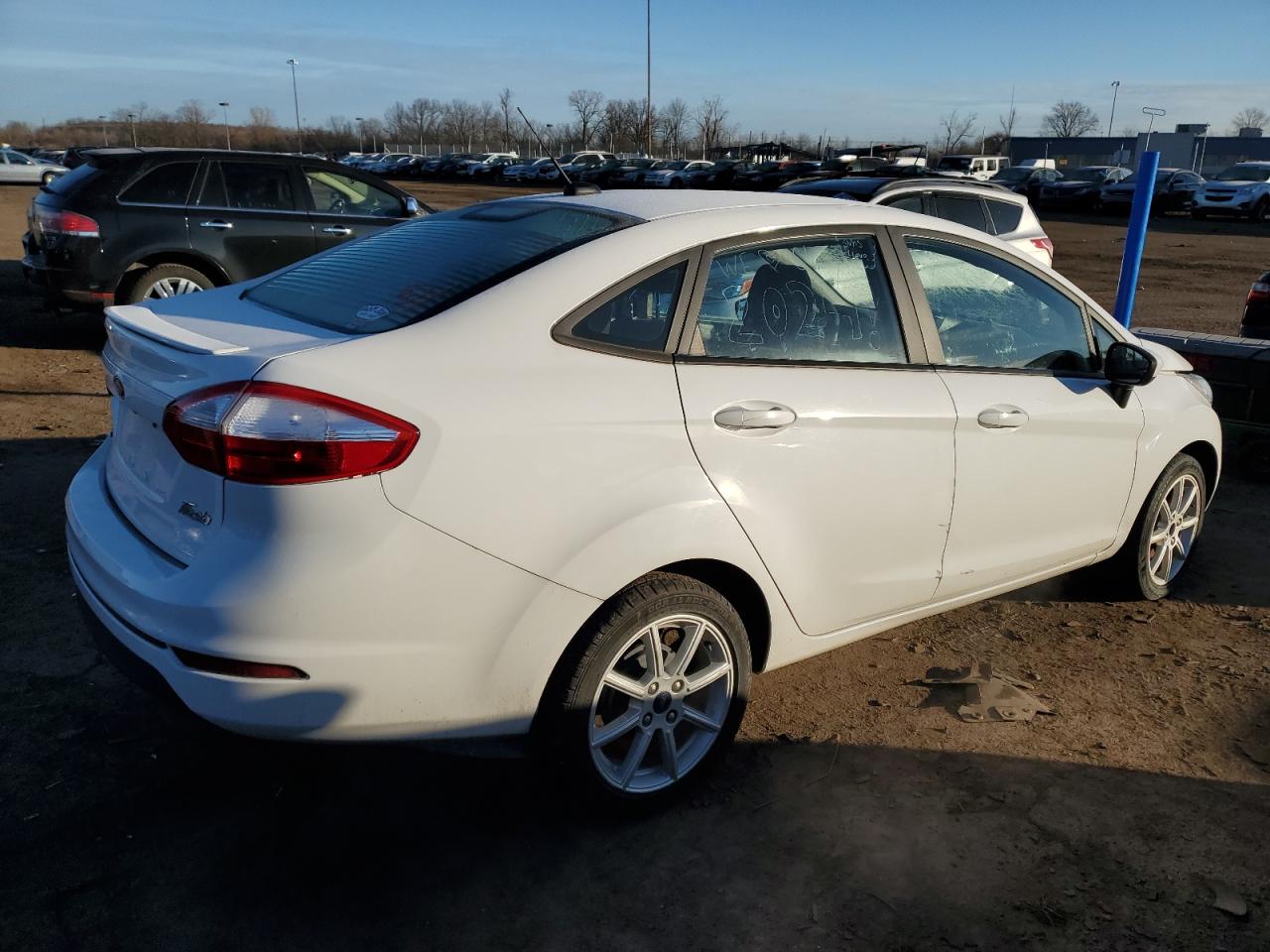 Obraz 3 z 2019 FORD FIESTA SE 2019 z VIN 3FADP4BJXKM137236