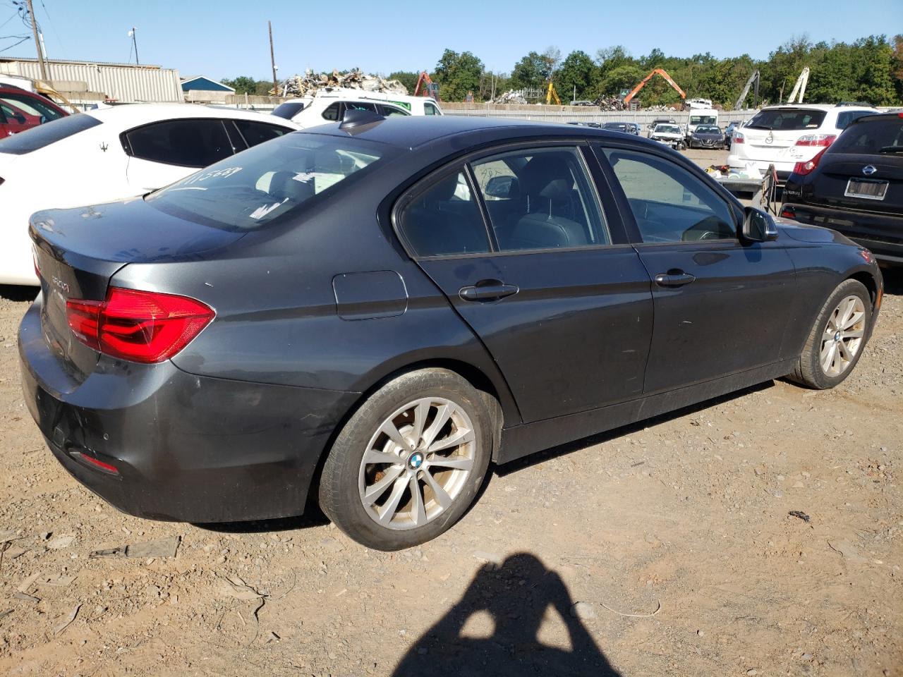Изображение 3 Bmw 320 Xi 2016 с VIN WBA8E5G54GNT93238